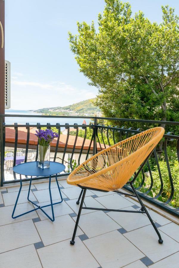 Apartmani Mirta Омиш Экстерьер фото